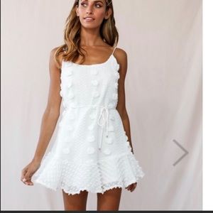 White selfie Leslie dress
